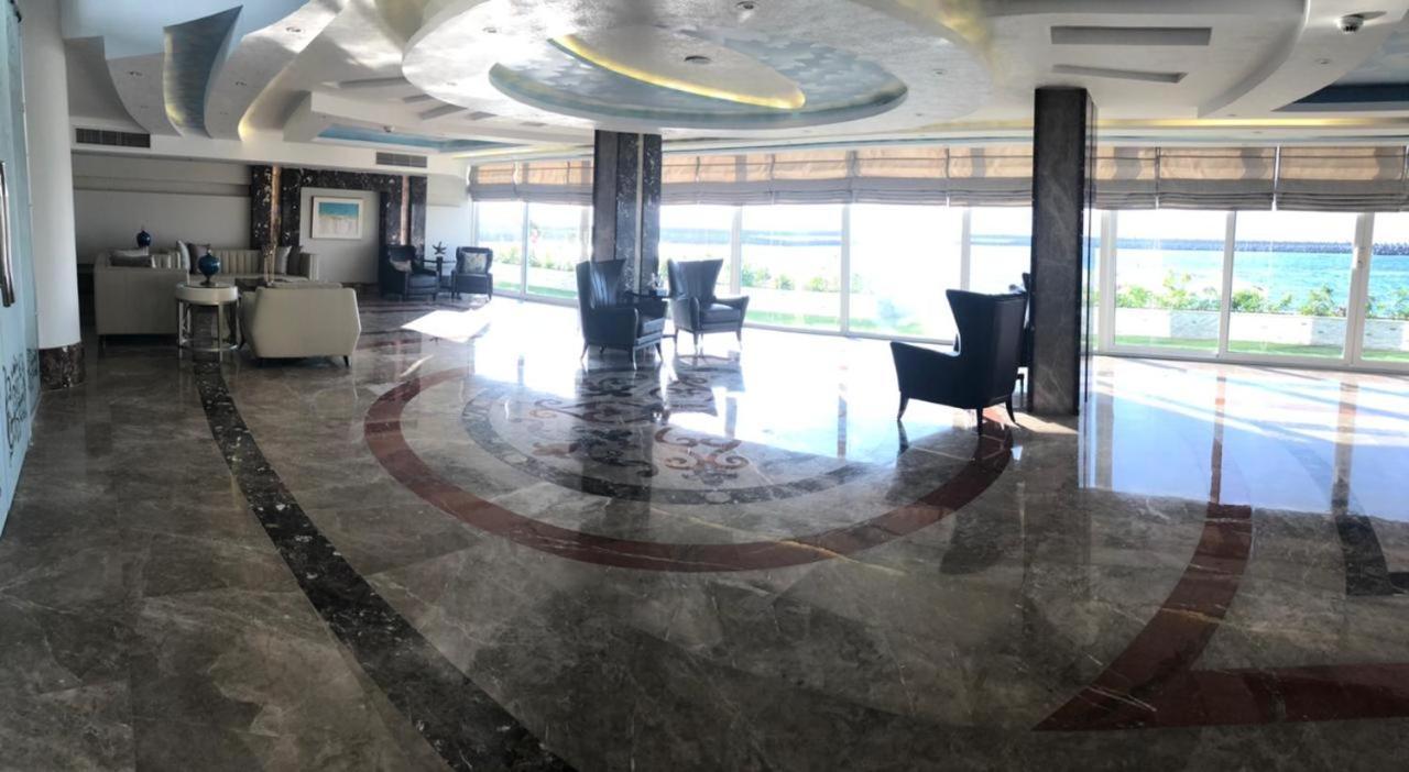 Fleet Club Mahrousa Alexandria Exteriör bild Lobby